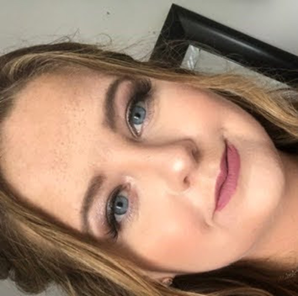 Meet your Posher, Rebecca